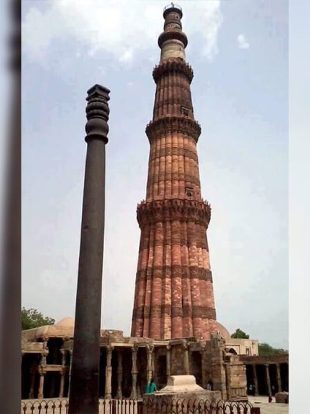 Information About Iron Pillar of Delhi in Hindi जानिए दिल्ली के लौह स्तंभ के बारे में कुछ जानकारी इन हिंदी